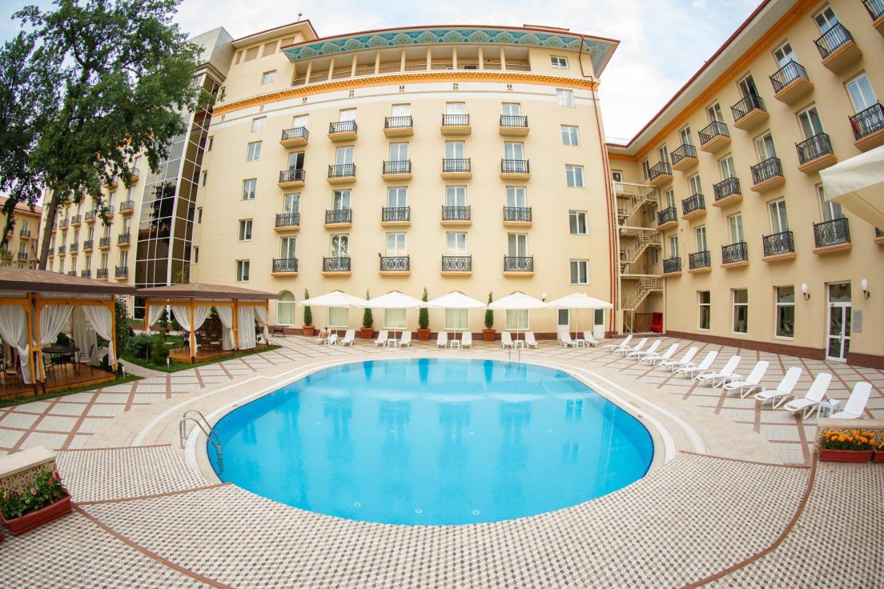 Lotte City Hotels Tashkent Palace Exterior foto